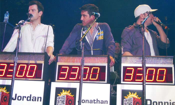 New Kids on the Block play Game Show Mania